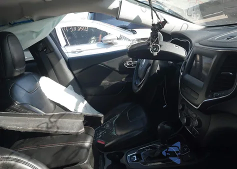 2019 Jeep Cherokee Altitude Fwd из США, поврежденный, VIN 1C4PJLLB1KD285958